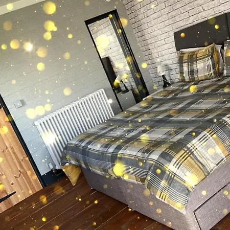 Holiday home Paulton - Sleeps 2 - Petfriendly - Hottub - Garden Bristol